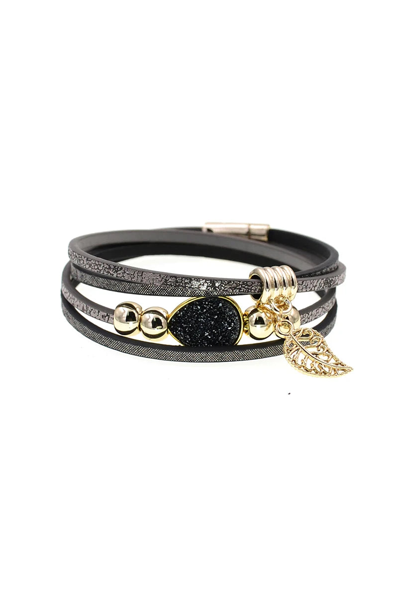 <tc>Black Sand Bracelet</tc>