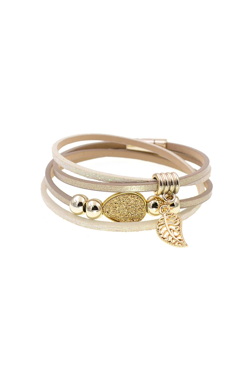 <tc>Nude Bracelet</tc>