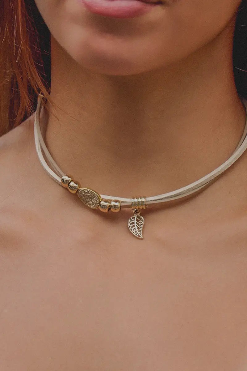 <tc>Nude Bracelet</tc>