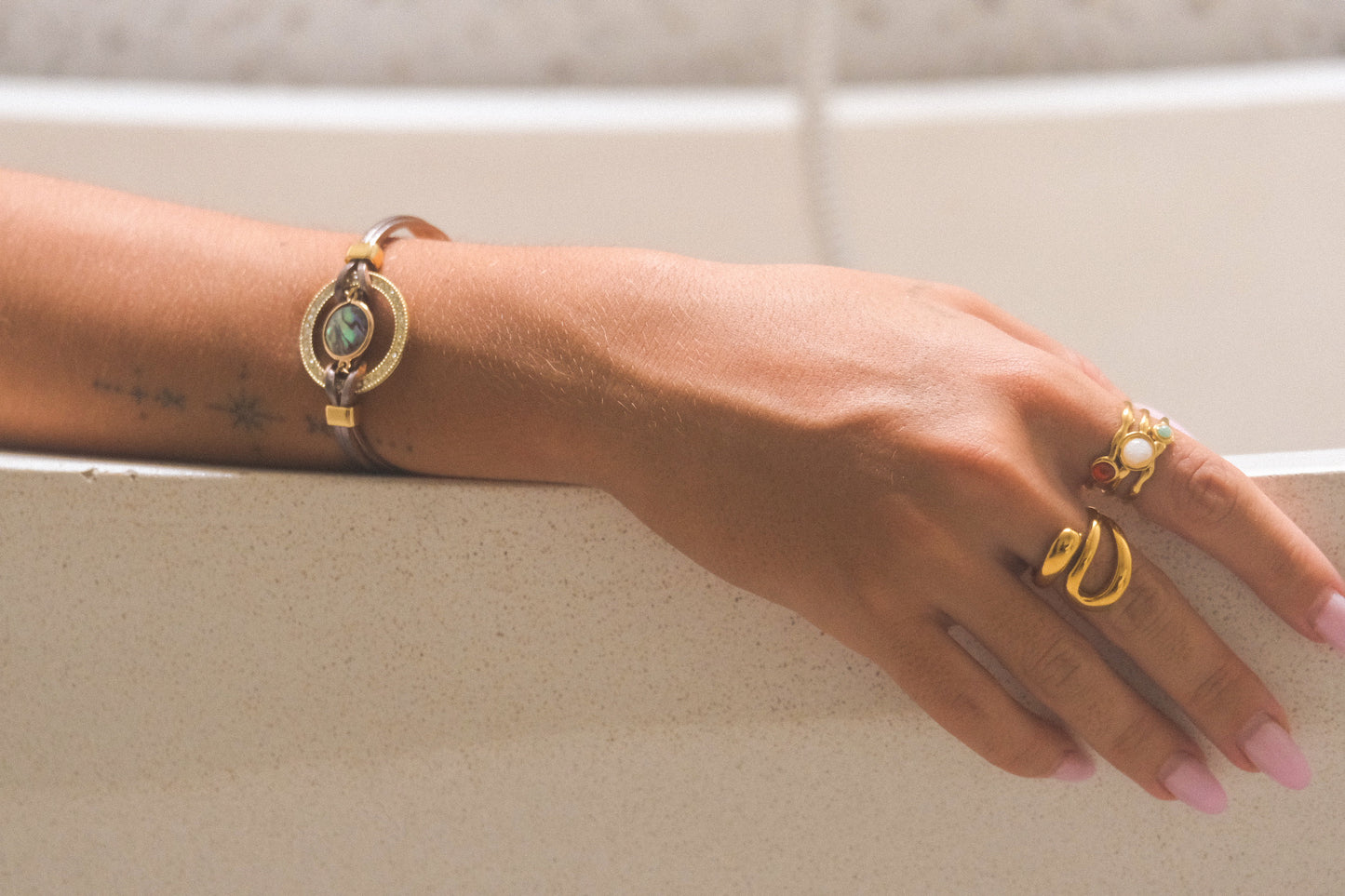 Cantik Ring