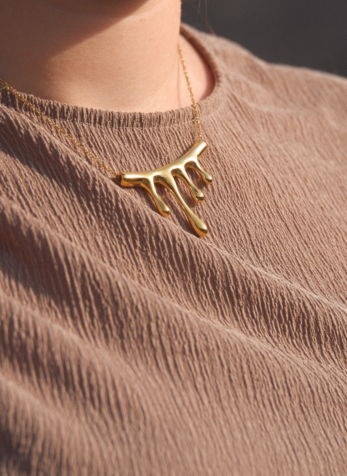 Melting Necklace