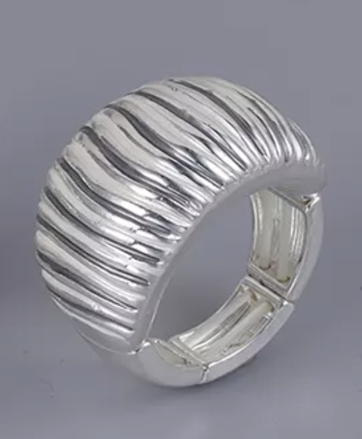 <tc>Zebra Ring</tc>