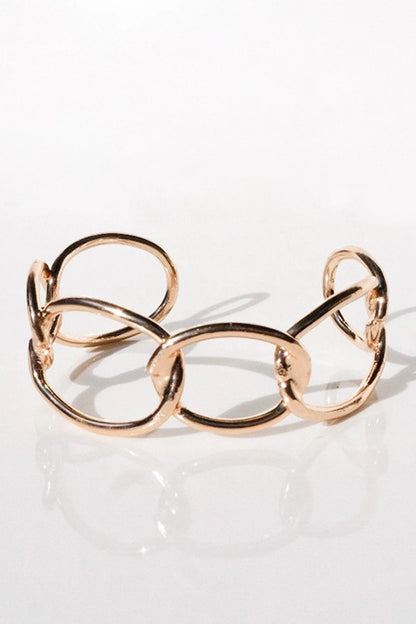 <tc>Gelang Gothic</tc>