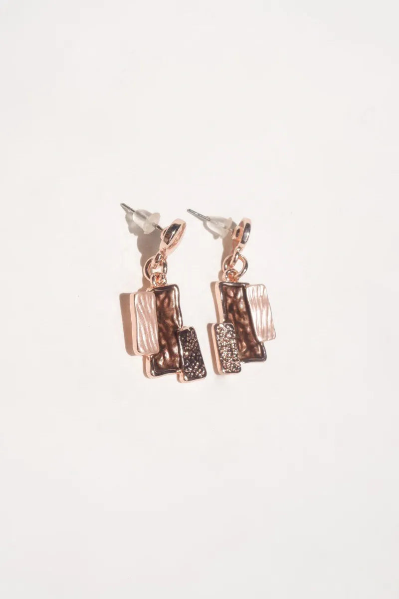 <tc>Anting Rose</tc>