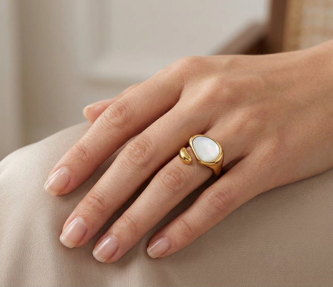 Ara Ring